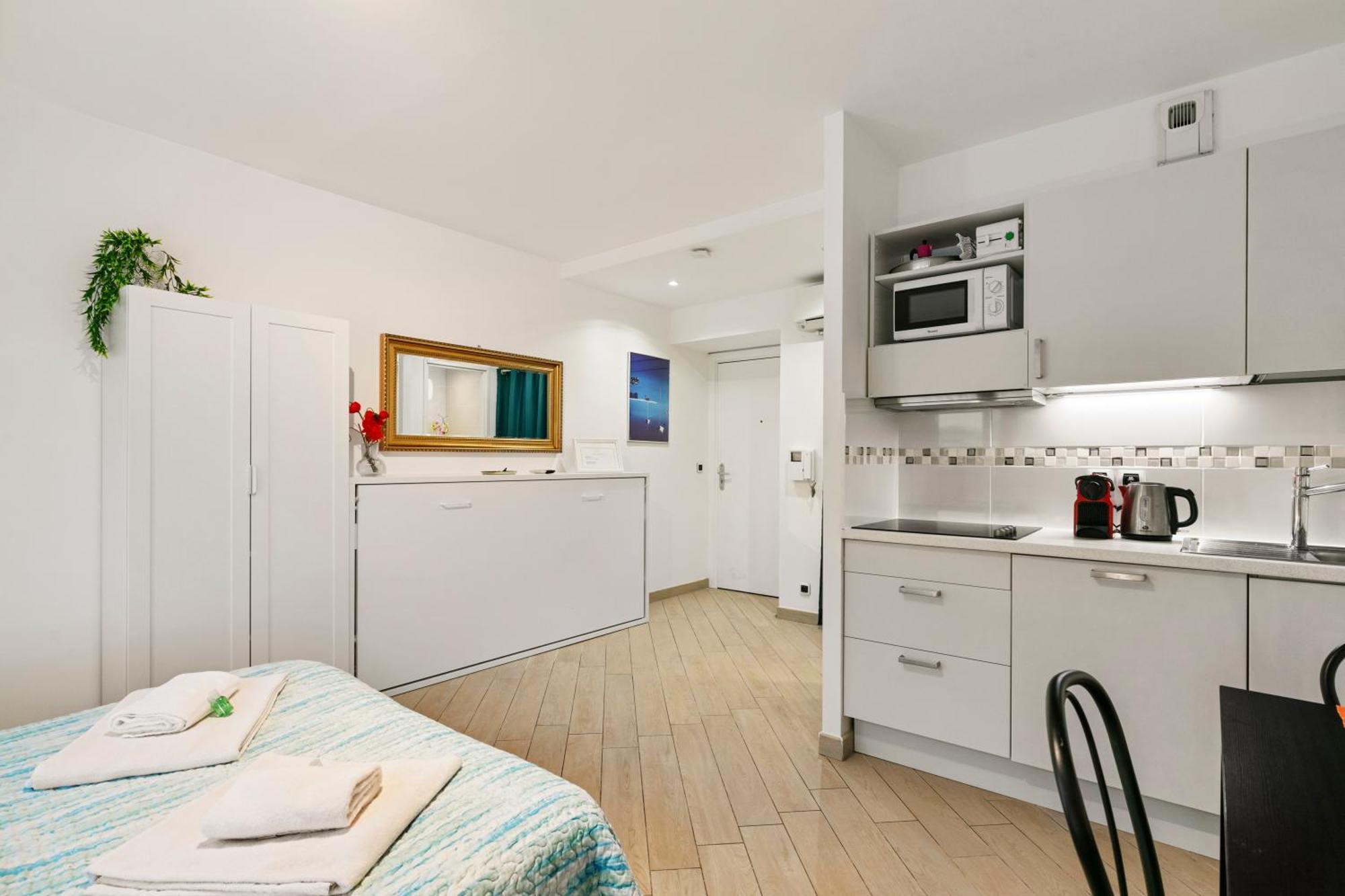 Les Oranges Five Stars Holidayhouse Nice Bagian luar foto